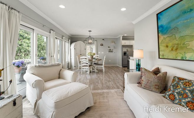 Dining room, Interior, Kitchen, Living room, Pendant Lights, Recessed Lighting, Stainless Steel Appliances, Wood Texture Flooring