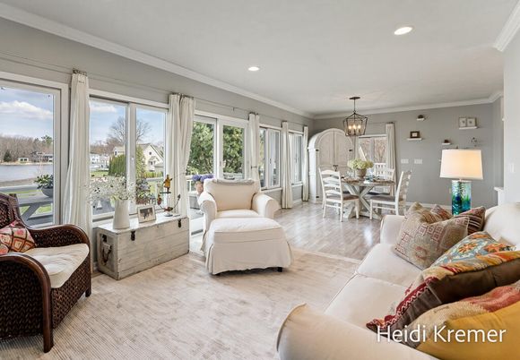 Dining room, Interior, Living room, Pendant Lights, Recessed Lighting, Water, Wood Texture Flooring