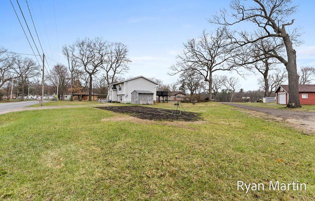 Backyard, Detached Garage, Exterior
