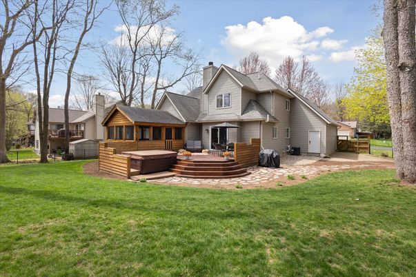 Backyard, Exterior, Hot Tub