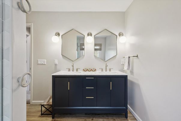 Bathroom, Dual Sink Vanities, Interior, Wood Texture Flooring