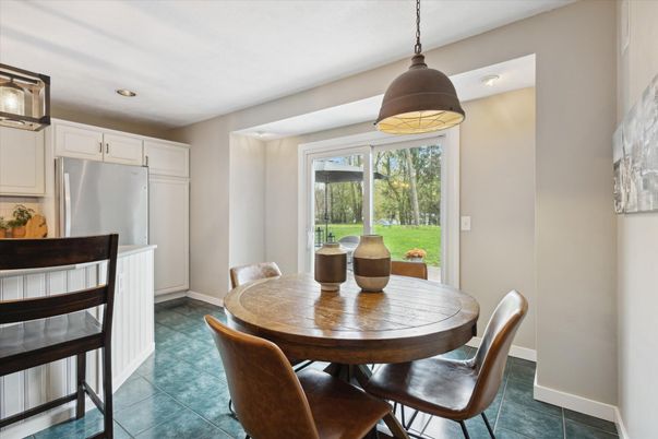 Dining room, Interior, Kitchen, Pendant Lights, Recessed Lighting