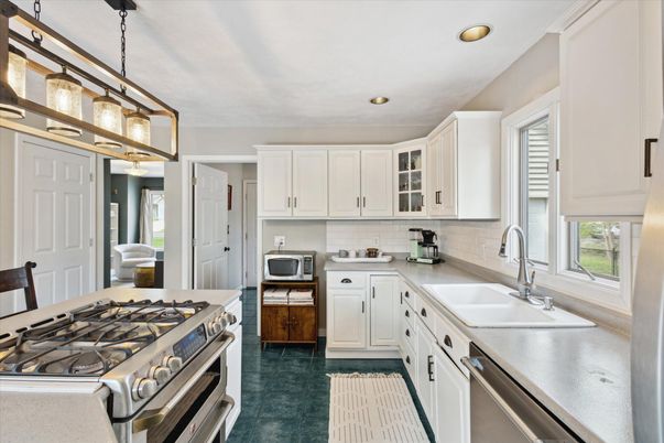 Interior, Kitchen, Pendant Lights, Recessed Lighting, Stainless Steel Appliances