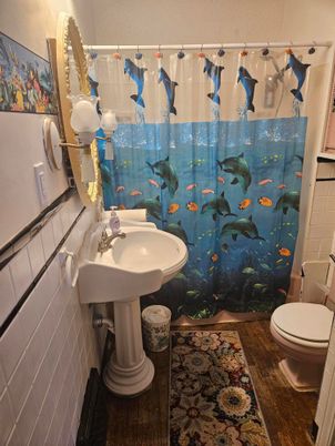 Bathroom, Interior