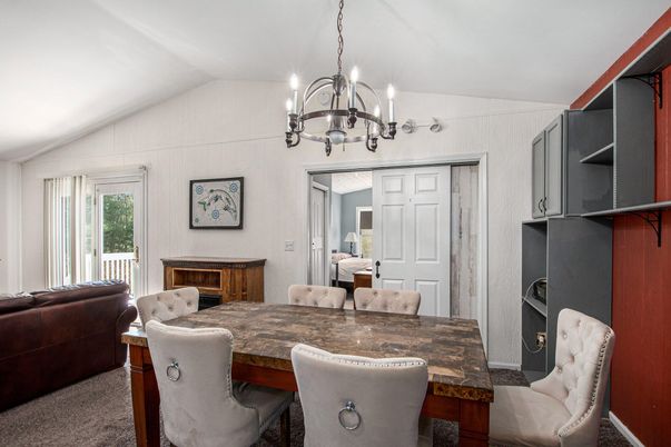 Chandelier, Dining room, Interior