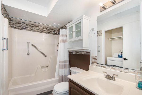 Bathroom, Interior