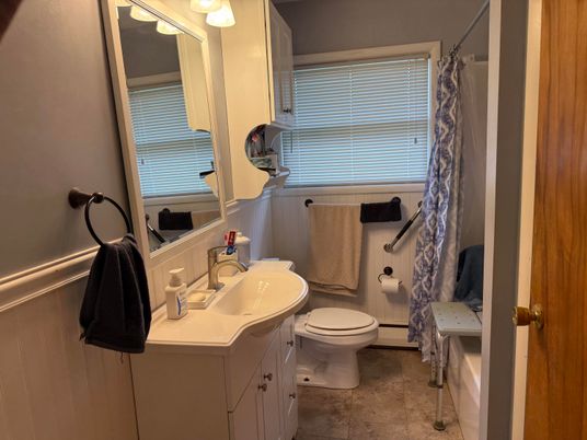 Bathroom, Interior