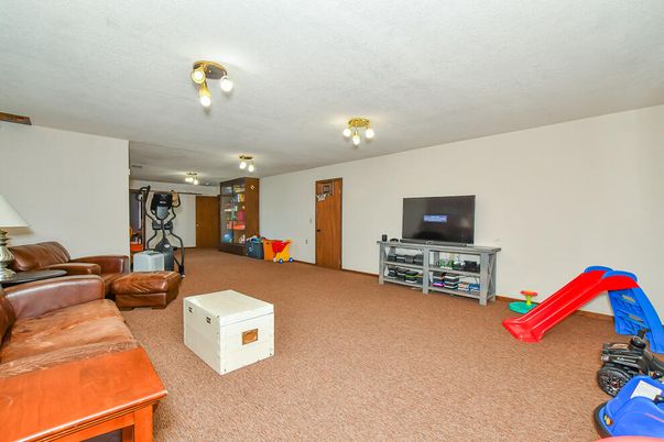 Fitness Equipment, Interior, Living room