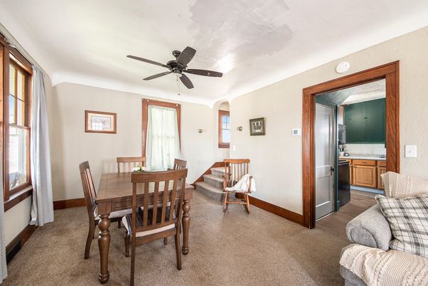 Dining room, Interior
