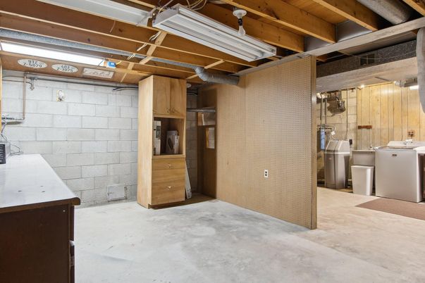 Interior, Stone Walls, Washer, Wooden Beams