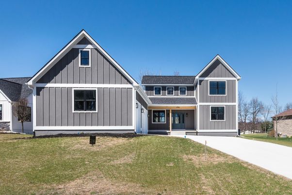 Exterior, Facade, Farmhouse