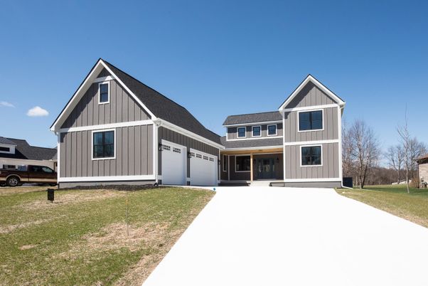 Attached, Exterior, Facade, Farmhouse