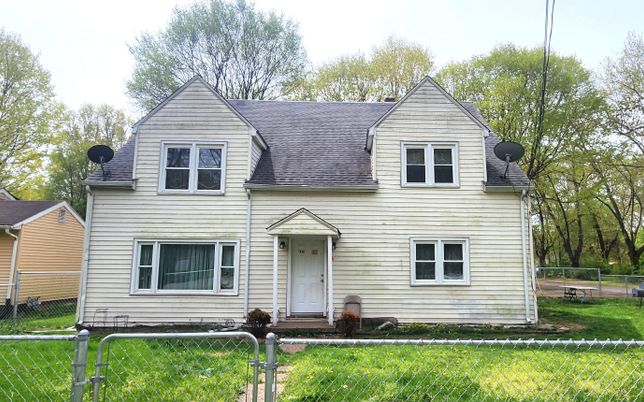 Exterior, Facade, Cape Cod