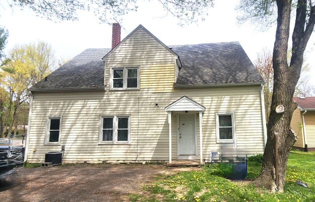 Exterior, Facade, Cape Cod