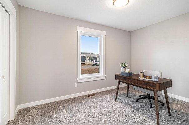 Home Office, Interior