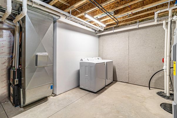 Interior, Washer, Wooden Beams