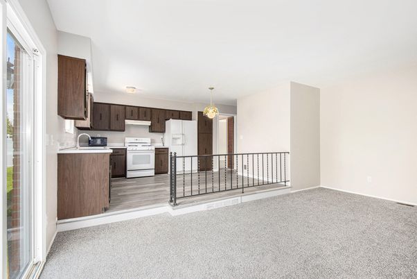 Interior, Kitchen, Pendant Lights, Stainless Steel Appliances