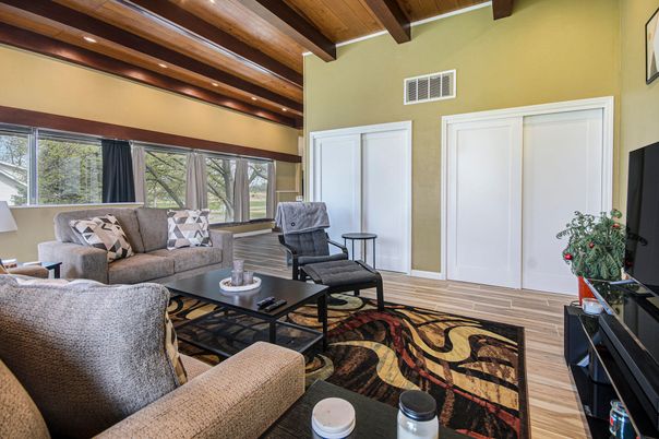 Interior, Living room, Recessed Lighting, Wooden Beams, Wooden Ceilings, Wood Texture Flooring