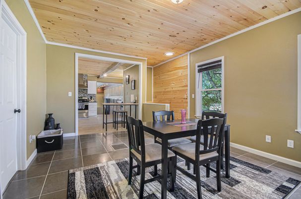 Dining room, Interior, Kitchen, Recessed Lighting, Wooden Ceilings, Wooden Walls