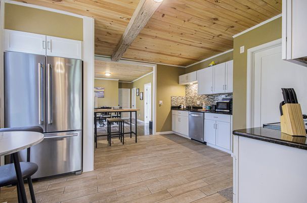 Dining room, Interior, Kitchen, Stainless Steel Appliances, Wooden Beams, Wooden Ceilings, Wood Texture Flooring