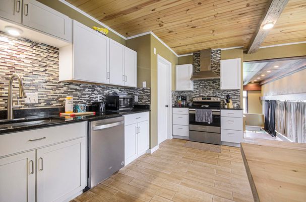 Interior, Kitchen, Recessed Lighting, Stainless Steel Appliances, Wooden Ceilings, Wood Texture Flooring