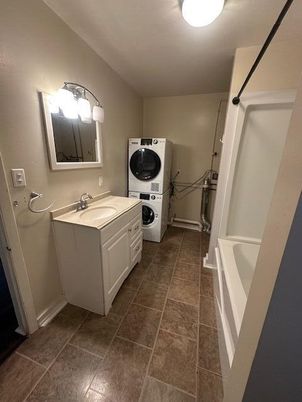 Bathroom, Interior, Utility Closets, Washer