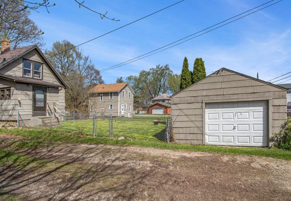 Backyard, Detached Garage, Exterior