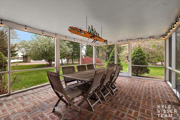 Dining room, Interior, Sun Room