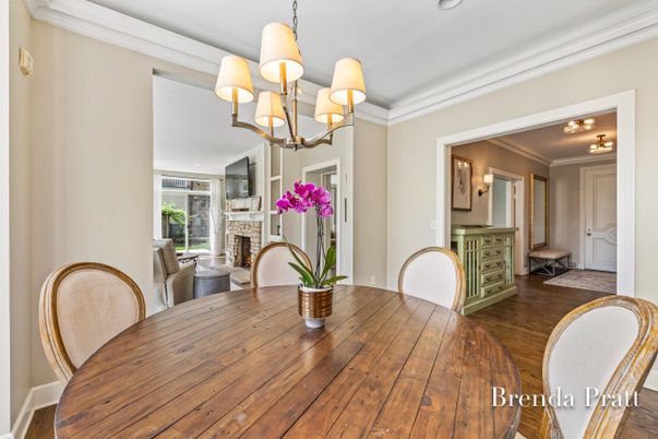 Chandelier, Dining room, Fireplace, Interior, Wood Texture Flooring