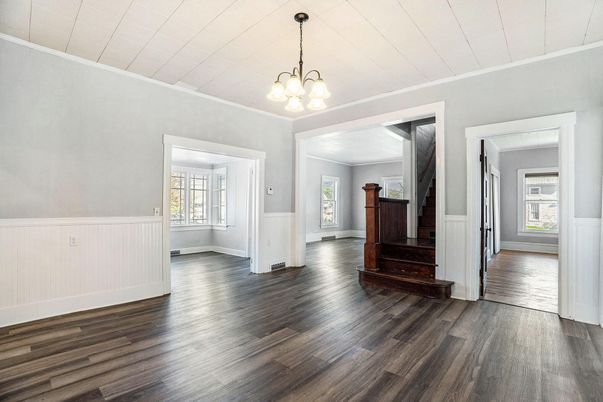 Empty room, Interior, Pendant Lights, Wood Texture Flooring