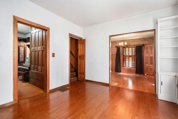 Chandelier, Empty room, Interior, Wood Texture Flooring