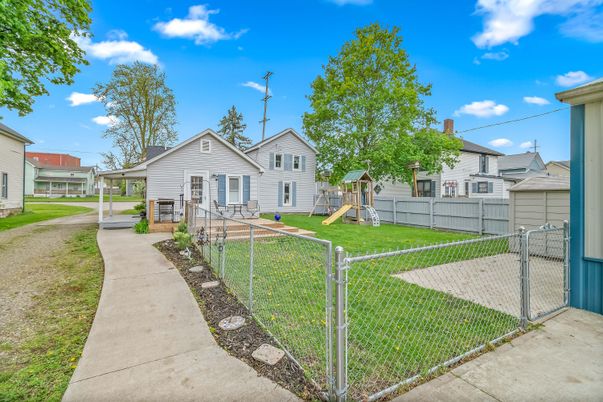 Backyard, Exterior, Playground