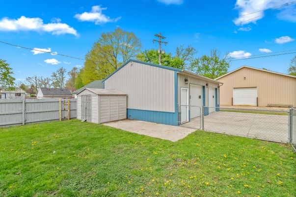 Backyard, Detached Garage, Exterior