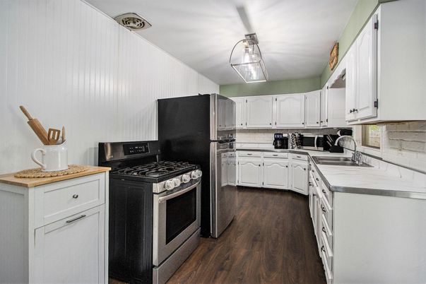 Interior, Kitchen, Wood Texture Flooring