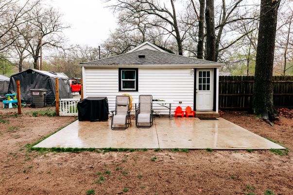 Backyard, Exterior