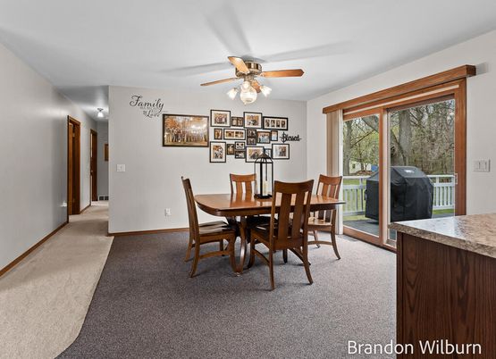 Dining room, Interior