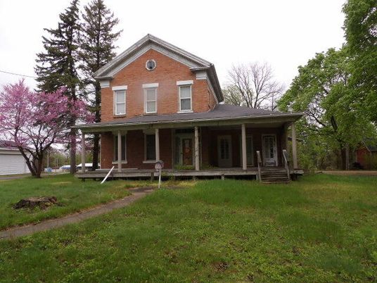Backyard, Exterior, Facade, Brick Facade, American Craftsman
