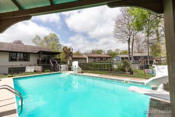 Exterior, Pool