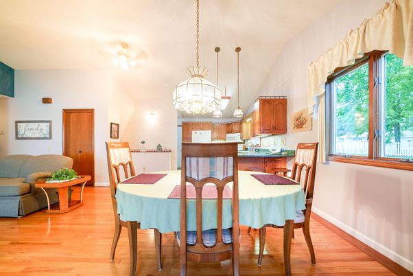 Chandelier, Dining room, Interior, Kitchen, Pendant Lights, Wood Texture Flooring