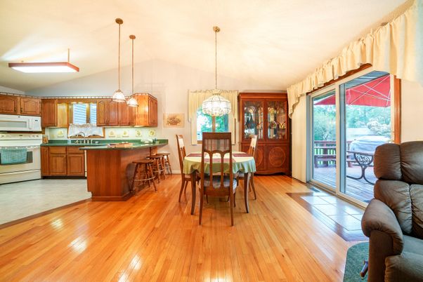 Chandelier, Dining room, Interior, Kitchen, Pendant Lights, Wood Texture Flooring