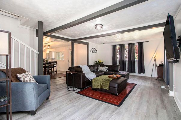 Chandelier, Dining room, Interior, Living room, Wood Texture Flooring