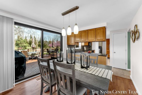 Dining room, Interior, Kitchen, Pendant Lights, Wood Texture Flooring