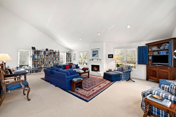Fireplace, Interior, Living room, Recessed Lighting