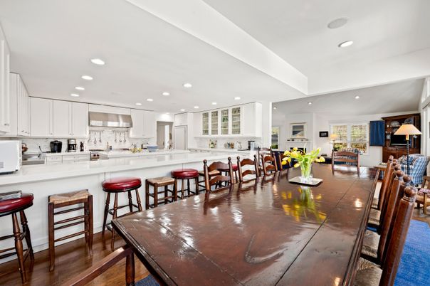 Dining room, Interior, Kitchen, Recessed Lighting, Stainless Steel Appliances, Wood Texture Flooring