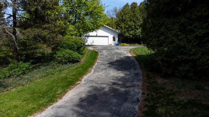 Detached Garage, Exterior