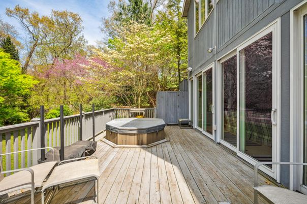 Exterior, Hot Tub