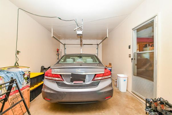 Garage, Interior