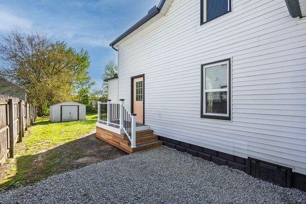 Backyard, Exterior