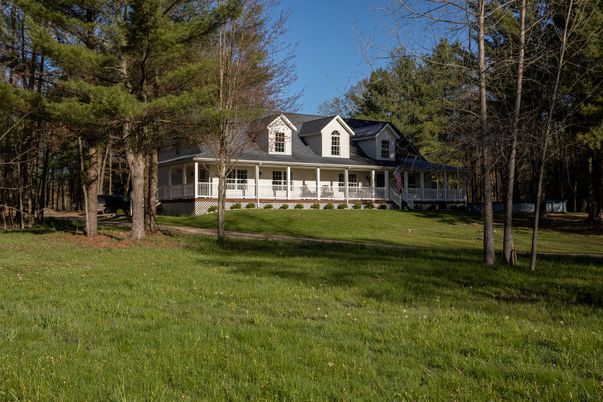 Backyard, Exterior, Facade, Cape Cod