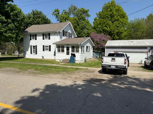 Detached Garage, Exterior